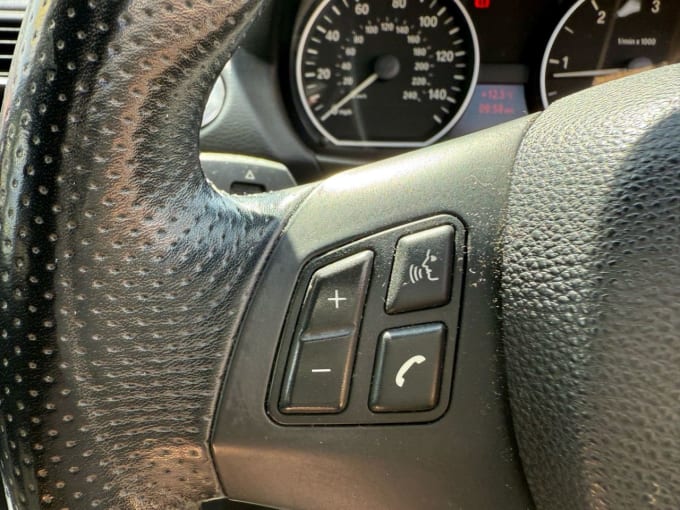 2011 BMW 1 Series