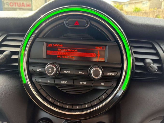 2025 Mini Hatch