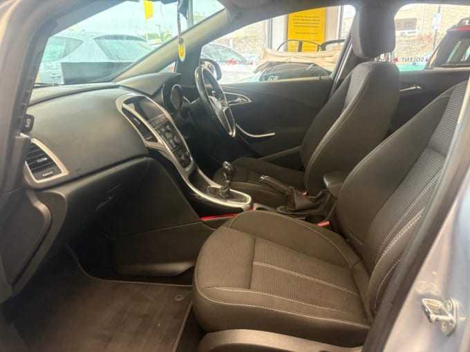 2025 Vauxhall Astra