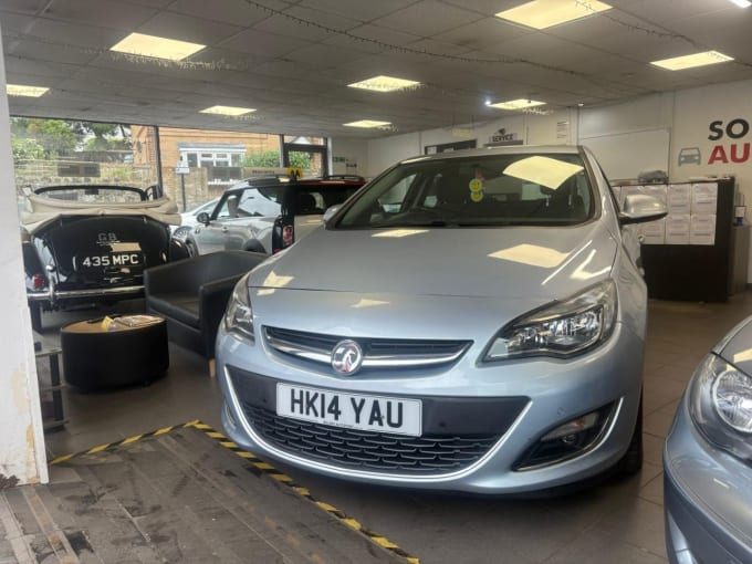 2025 Vauxhall Astra