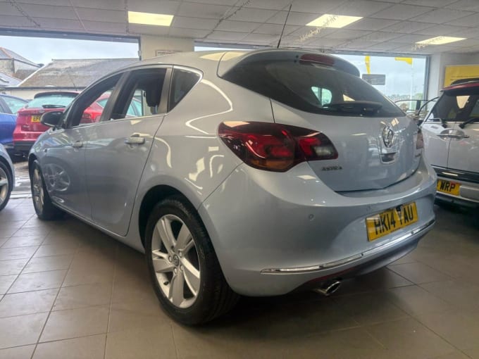 2025 Vauxhall Astra