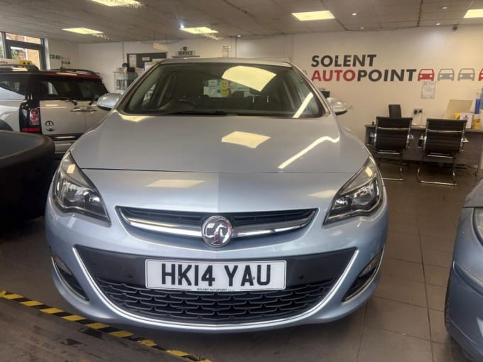 2025 Vauxhall Astra