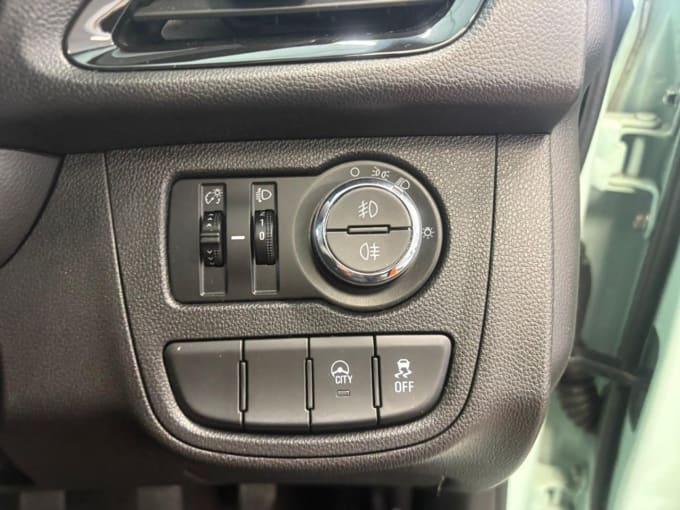 2025 Vauxhall Viva