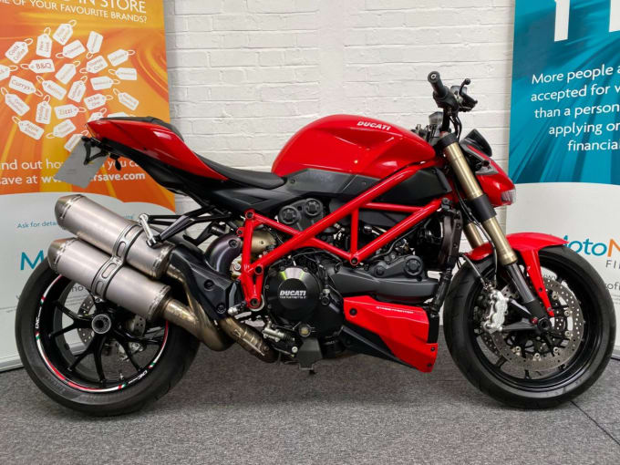 2013 Ducati Streetfighter