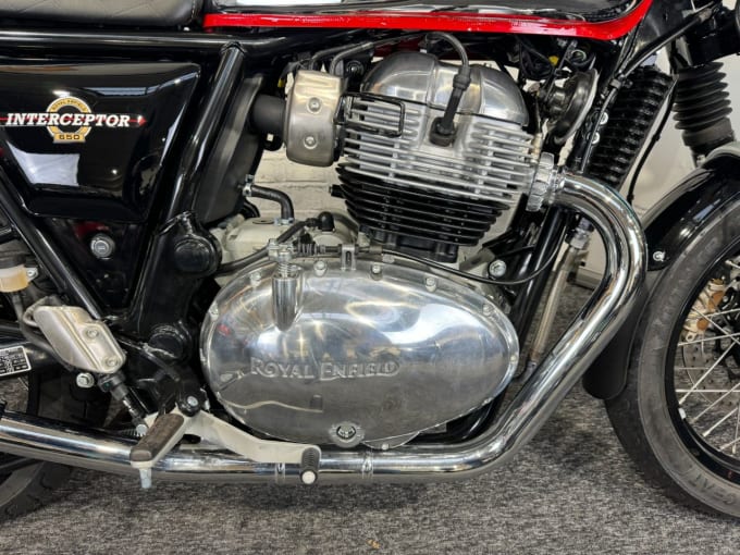 2025 Royal Enfield Interceptor