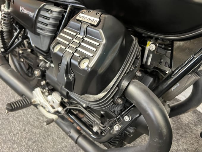 2017 Moto Guzzi V7 Iii