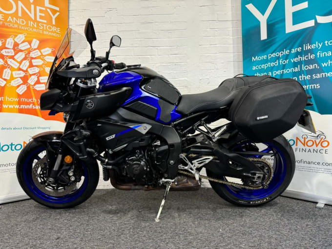 2025 Yamaha Mt-10