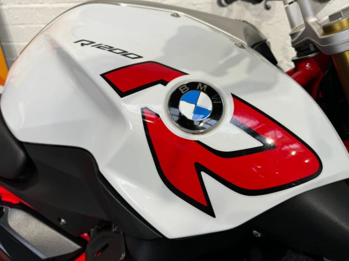 2024 BMW R1200r