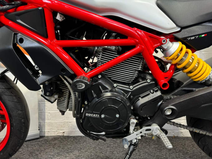 2025 Ducati Monster 797