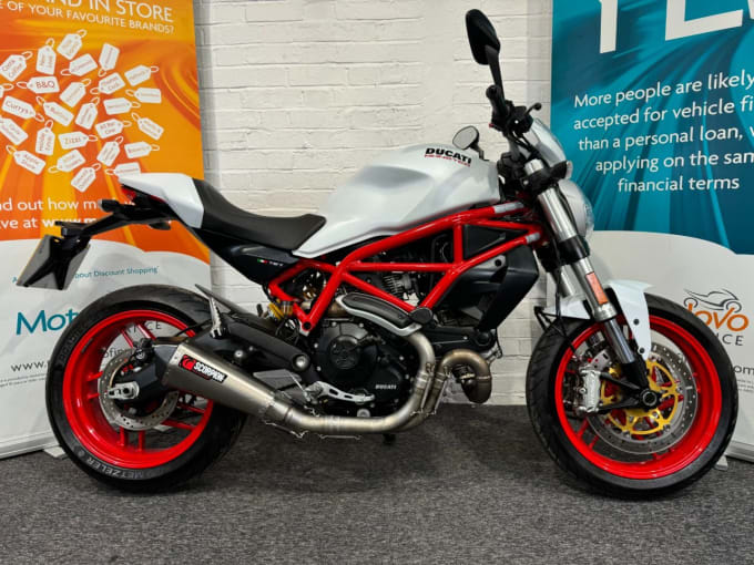 2025 Ducati Monster 797