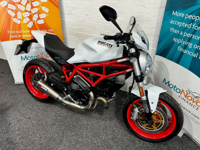 2025 Ducati Monster 797