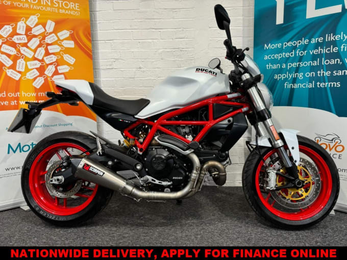 2025 Ducati Monster 797