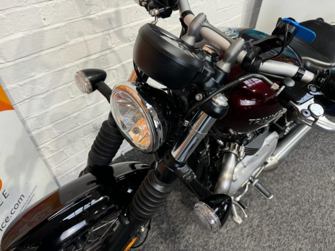 2024 Triumph Bonneville Bobber