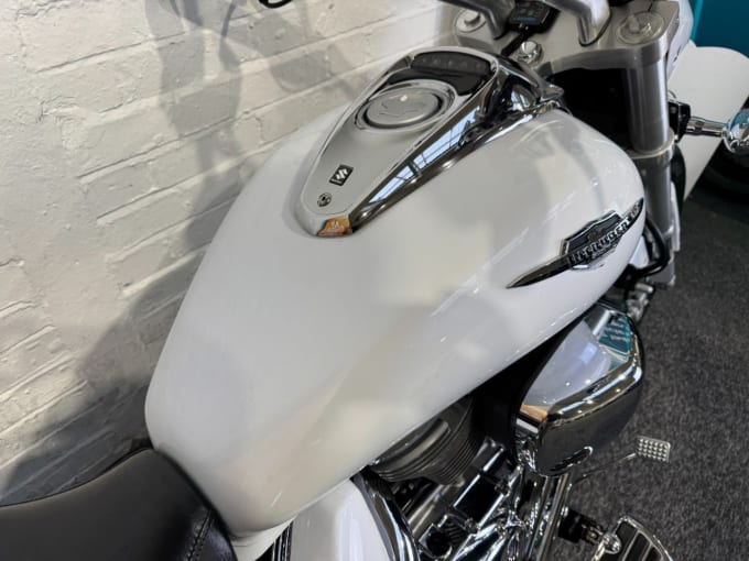 2025 Suzuki Intruder 800