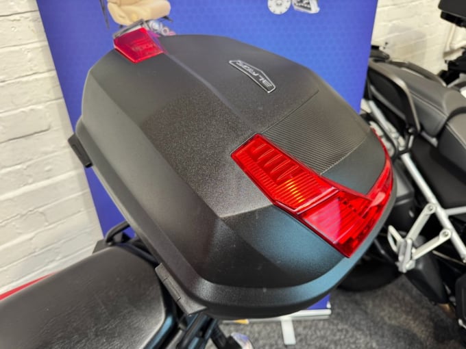 2025 Honda Cb125f