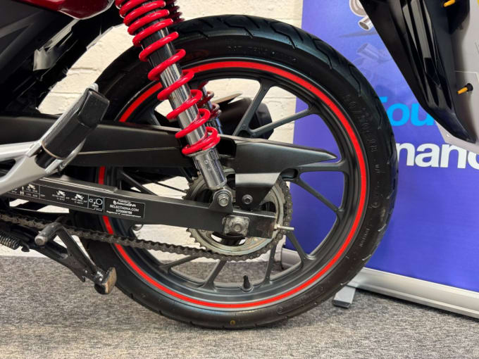 2025 Honda Cb125f