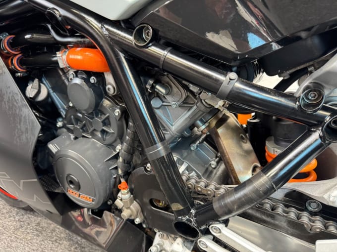 2025 Ktm Rc 8