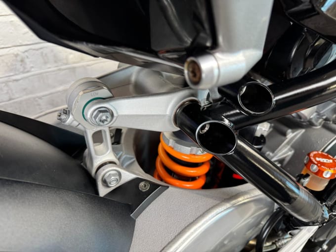 2025 Ktm Rc 8