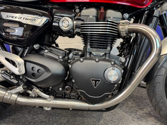 2025 Triumph Speed Twin 1200