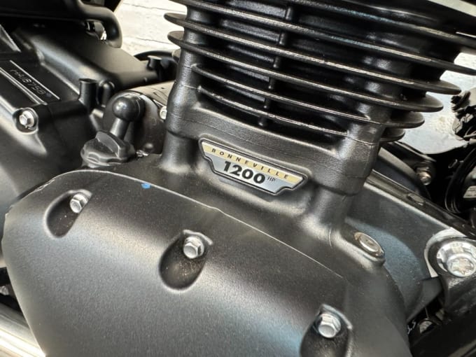 2025 Triumph Speed Twin 1200
