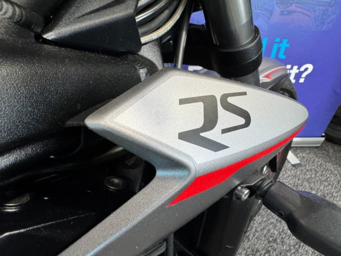 2025 Triumph Street Triple 765