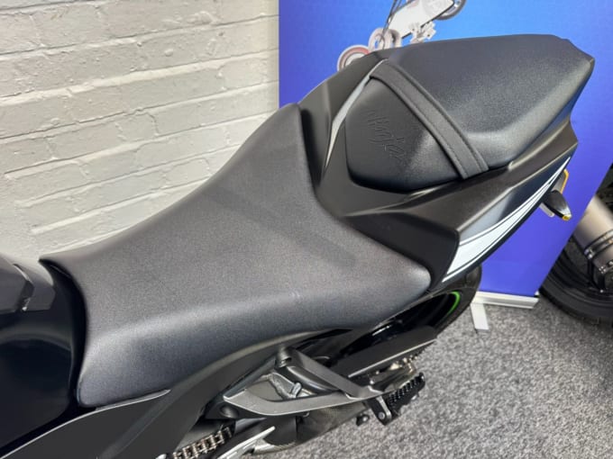 2025 Kawasaki Ninja Zx-10r
