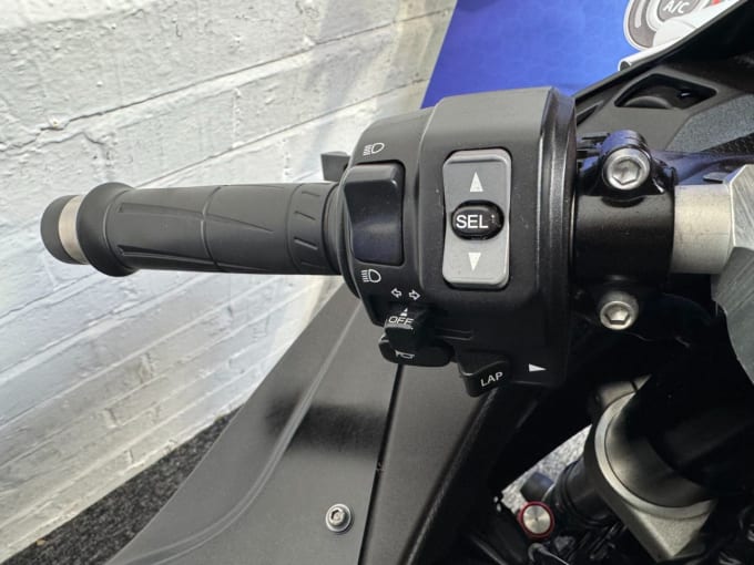 2025 Kawasaki Ninja Zx-10r