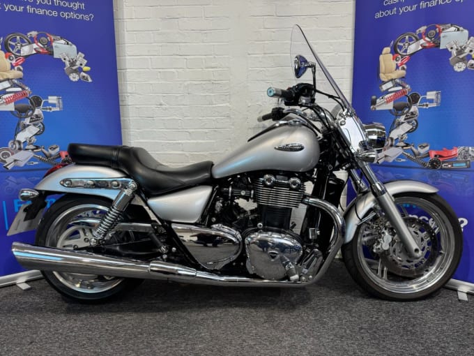 2025 Triumph Thunderbird 1600