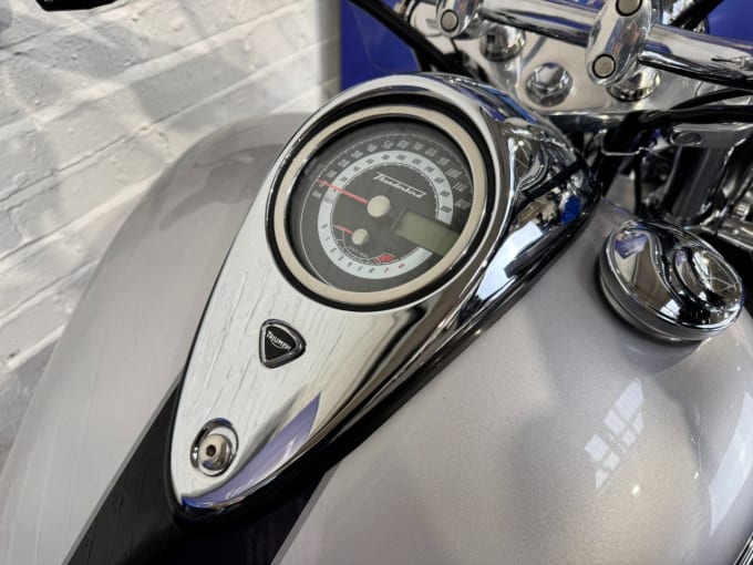 2025 Triumph Thunderbird 1600