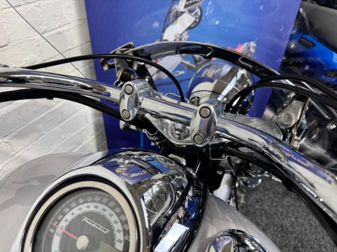 2025 Triumph Thunderbird 1600