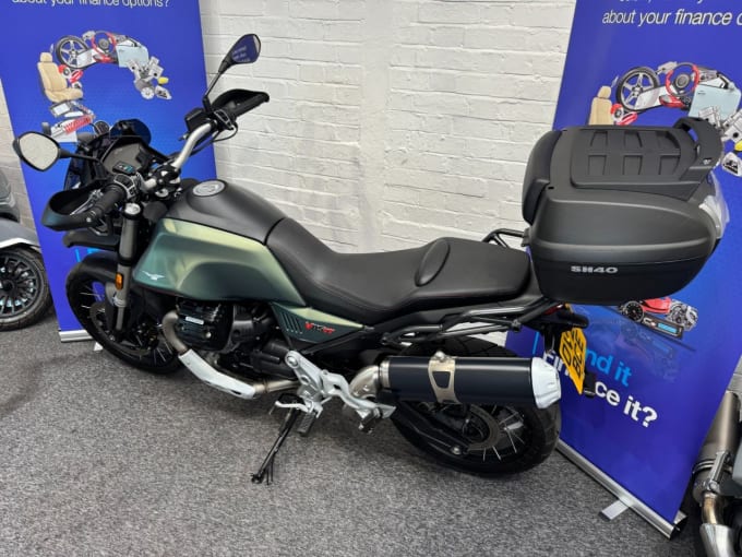 2025 Moto Guzzi V85