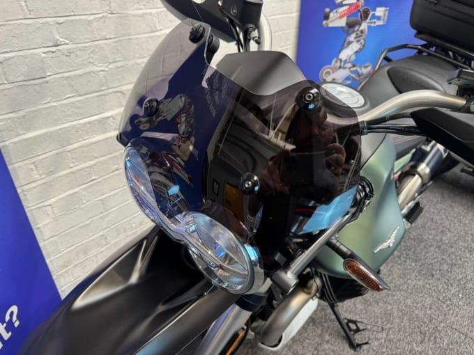 2025 Moto Guzzi V85