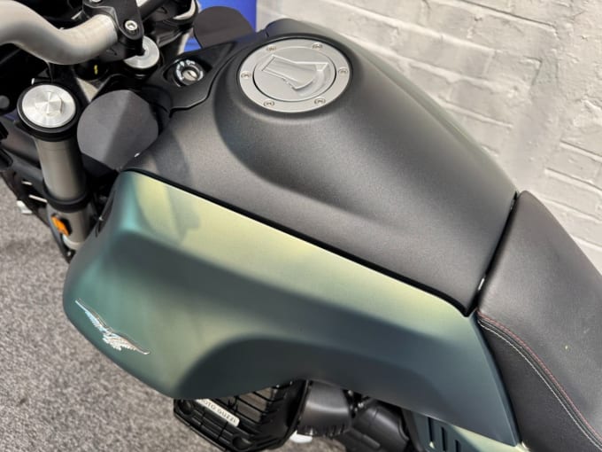 2025 Moto Guzzi V85