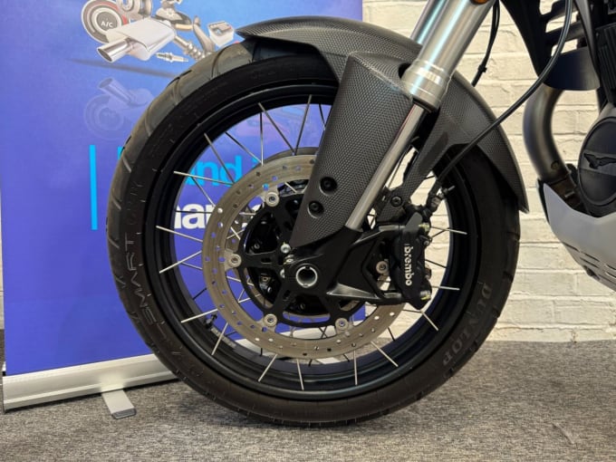 2025 Moto Guzzi V85
