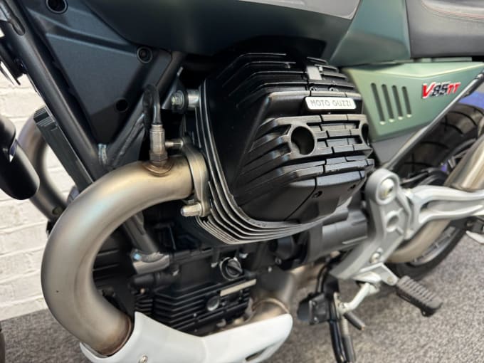 2025 Moto Guzzi V85