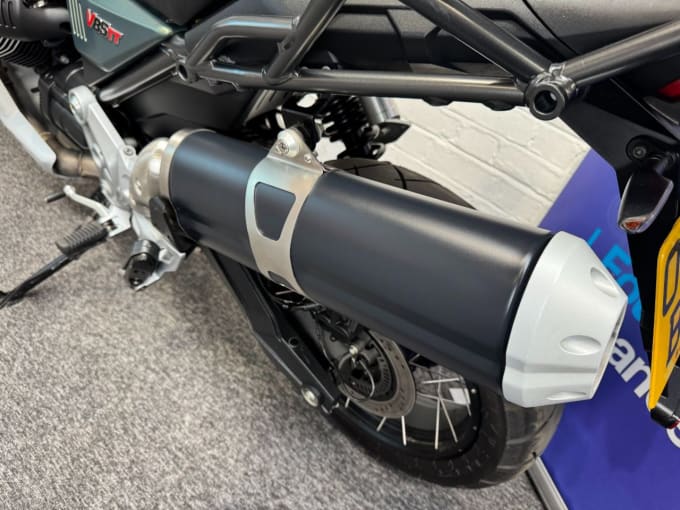 2025 Moto Guzzi V85
