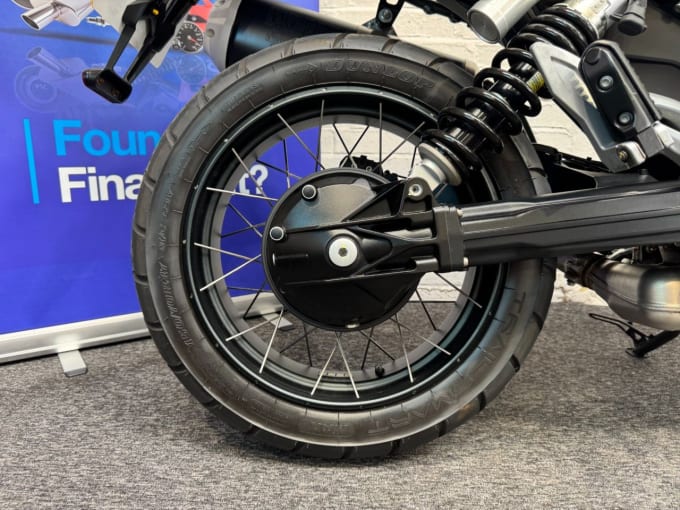 2025 Moto Guzzi V85