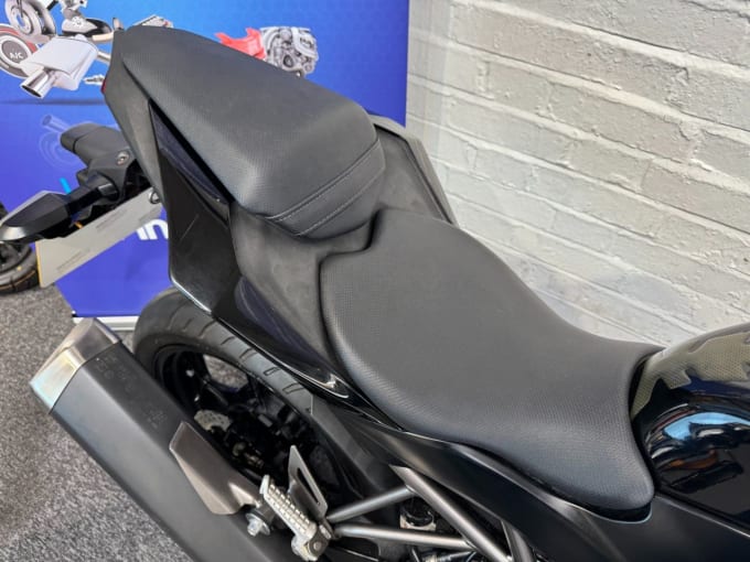 2025 Kawasaki Z250