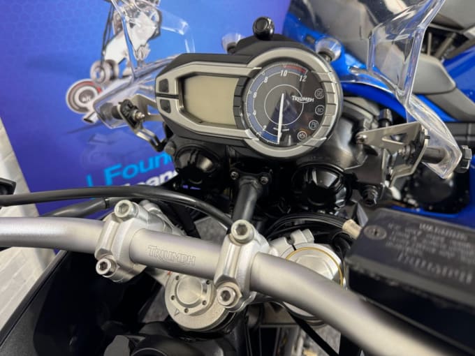 2025 Triumph Tiger 800