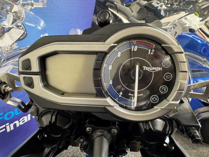 2025 Triumph Tiger 800