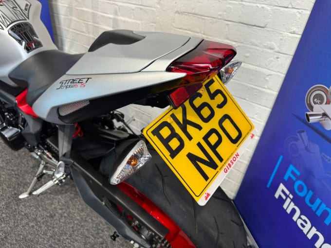 2025 Triumph Street Triple 675