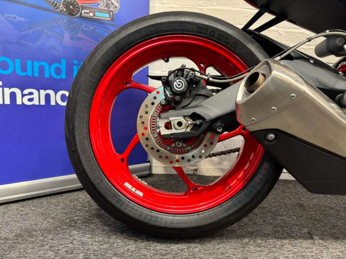 2025 Triumph Street Triple 675