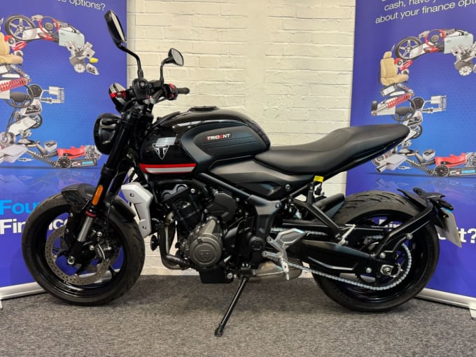 2025 Triumph Trident 660