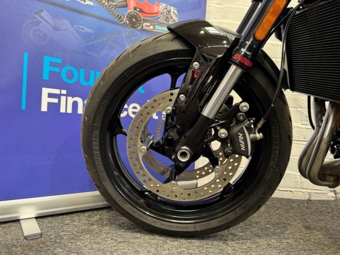2025 Triumph Trident 660
