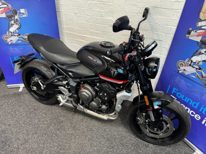 2025 Triumph Trident 660