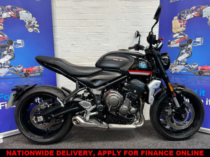 2025 Triumph Trident 660