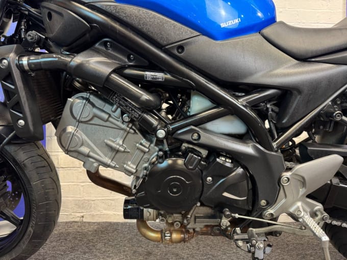 2025 Suzuki Sv650