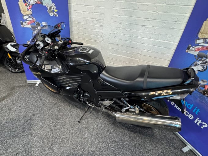2025 Kawasaki Zzr1400