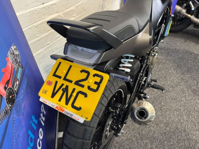 2025 Husqvarna Svartpilen 401