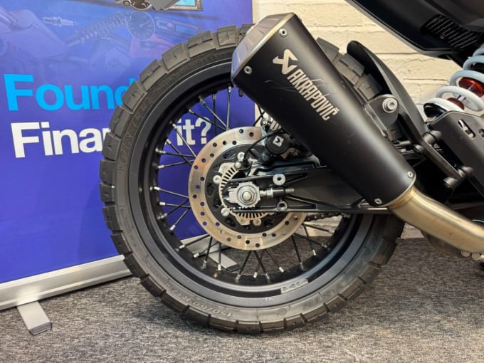 2025 Husqvarna Svartpilen 401